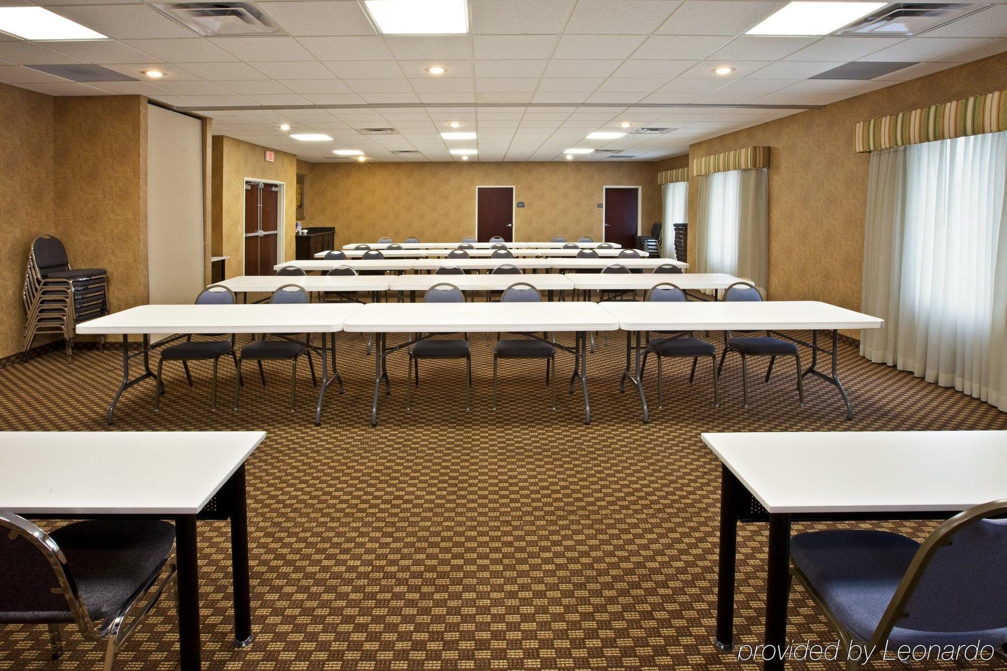 Holiday Inn Express Hotel & Suites Frankfort By Ihg Facilities photo
